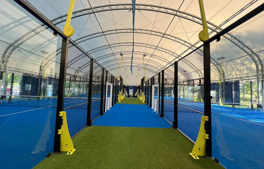 EDEL Sport Group Padel-Halle mit Ueberdachung