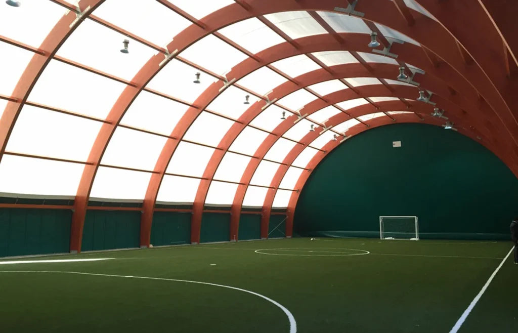 EDEL Sport Group Selbsttragende Bogenhalle Innenansicht